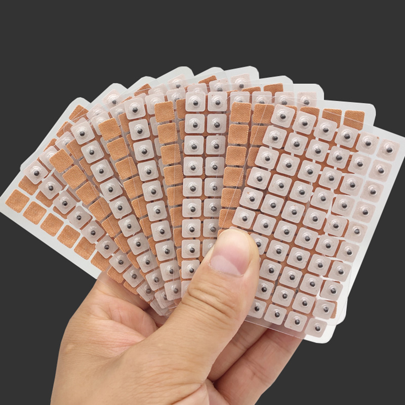 600枚入りカウハーブシード耳ステッカー – リラックス、心 - Herbal Wellness Massage のレビューと価格